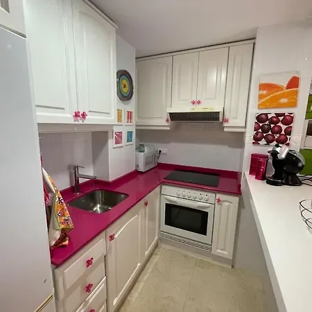 Club Nautico Con Piscina Lejlighed *