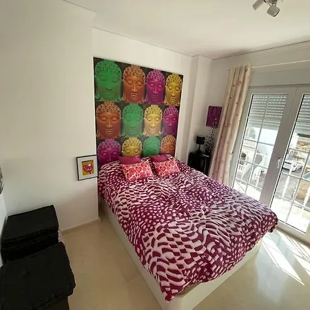 Club Nautico Con Piscina * Денія